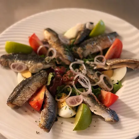 Hotel Logis & Restaurant - Les Vosges 3*