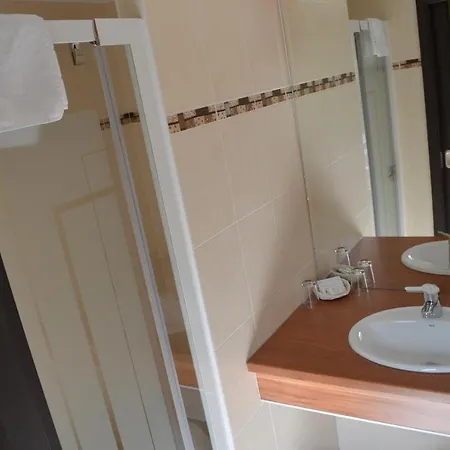 Logis & Restaurant - Les Vosges 3*